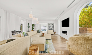 Mediterranean-style luxury ground-floor villa for sale frontline golf in Guadalmina, Marbella 800605 