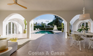 Mediterranean-style luxury ground-floor villa for sale frontline golf in Guadalmina, Marbella 800610 