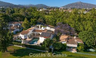 Mediterranean-style luxury ground-floor villa for sale frontline golf in Guadalmina, Marbella 800617 