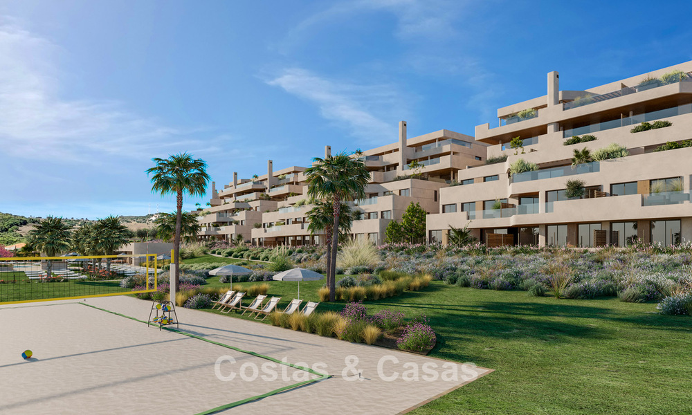 New contemporary golf apartments with sea view for sale near Sotogrande, Costa del Sol 800707