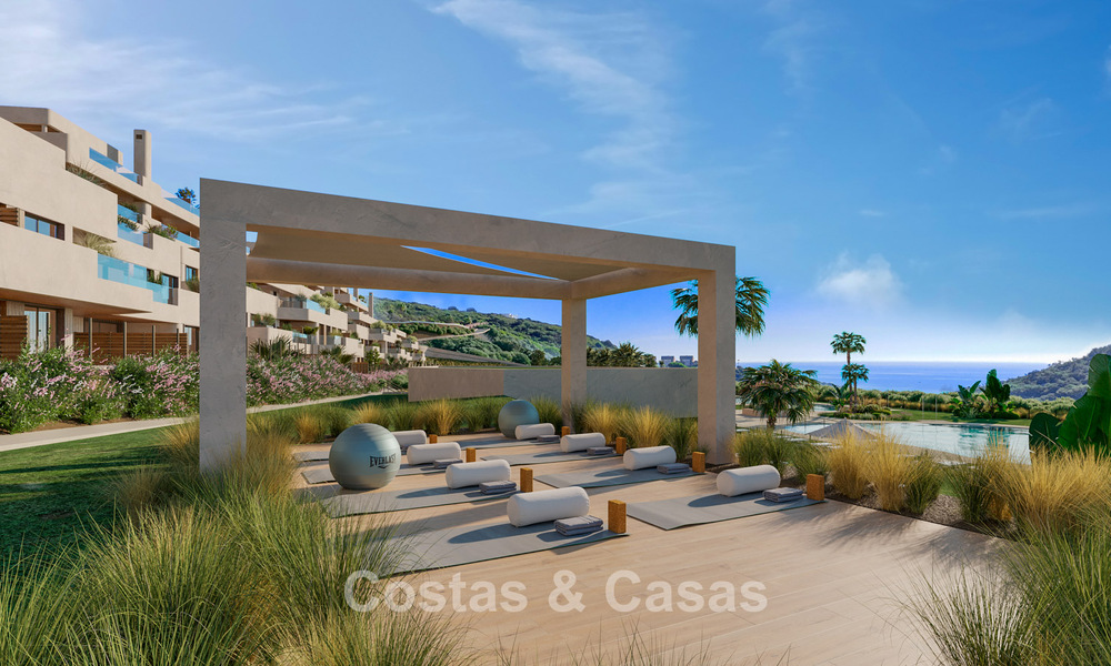 New contemporary golf apartments with sea view for sale near Sotogrande, Costa del Sol 800721