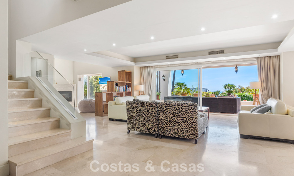 Spacious family villa in a modern Spanish architectural style with breathtaking sea views for sale in Manilva, Costa del Sol 800659