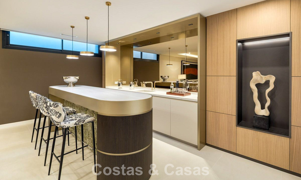 High-end luxury villa with minimalist design for sale in a gated community just East of Marbella town centre 800692