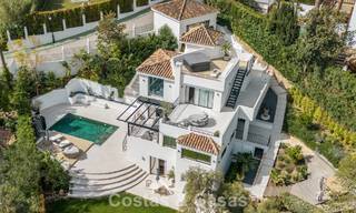 Luxuriously, contemporarily, renovated villa for sale in a gated community in Nueva Andalucía’s Golf Valley, Marbella 800734 