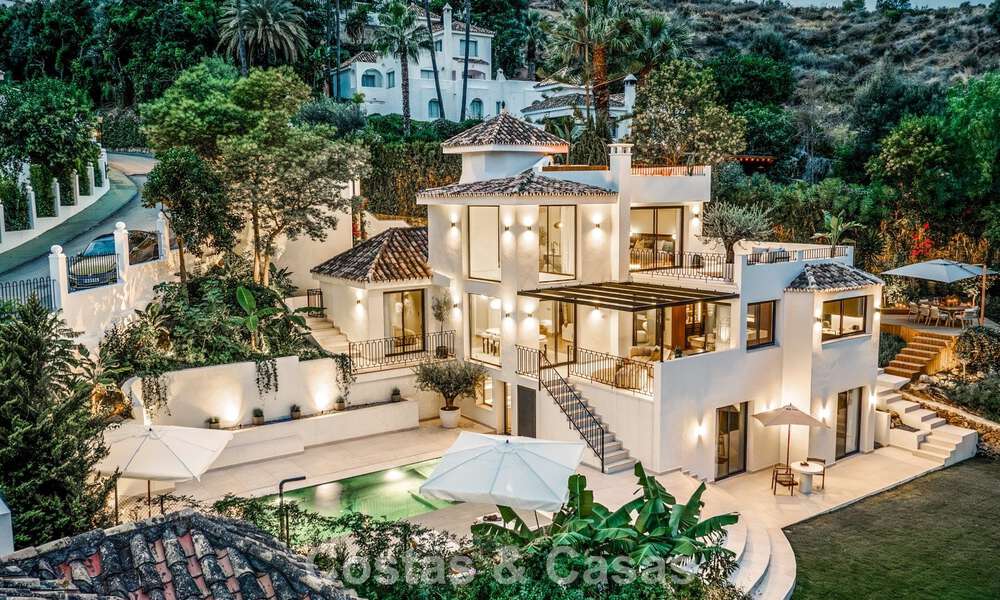 Luxuriously, contemporarily, renovated villa for sale in a gated community in Nueva Andalucía’s Golf Valley, Marbella 800742