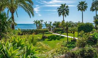 First-class beachfront apartment for sale in the five-star Las Dunas Park, Marbella - Estepona 800872 