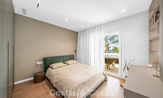 First-class beachfront apartment for sale in the five-star Las Dunas Park, Marbella - Estepona 800879 