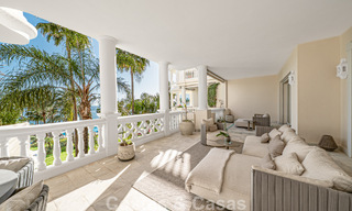 First-class beachfront apartment for sale in the five-star Las Dunas Park, Marbella - Estepona 800881 