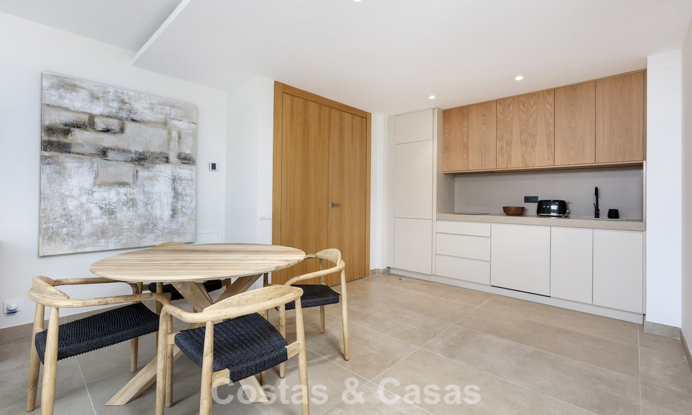 Contemporary luxury villa with panoramic views for sale in the hills of Marbella - Benahavís 800800