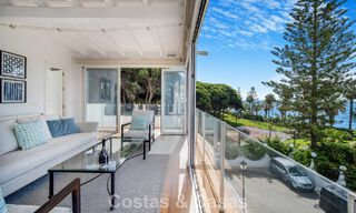 Stunning renovated 4-bedroom townhouse for sale with sea views, frontline beach location on Marbella’s Golden Mile 800852 