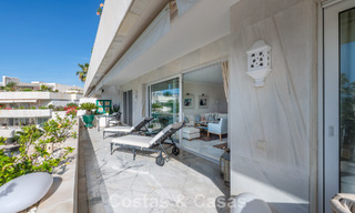 High-end duplex penthouse for sale in a highly sought-after golf complex in Nueva Andalucía, Marbella 800958 