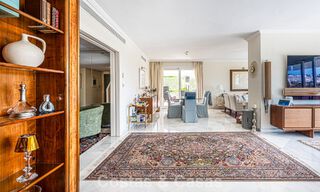 High-end duplex penthouse for sale in a highly sought-after golf complex in Nueva Andalucía, Marbella 800961 