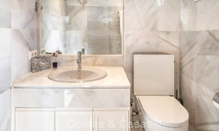 High-end duplex penthouse for sale in a highly sought-after golf complex in Nueva Andalucía, Marbella 800983 