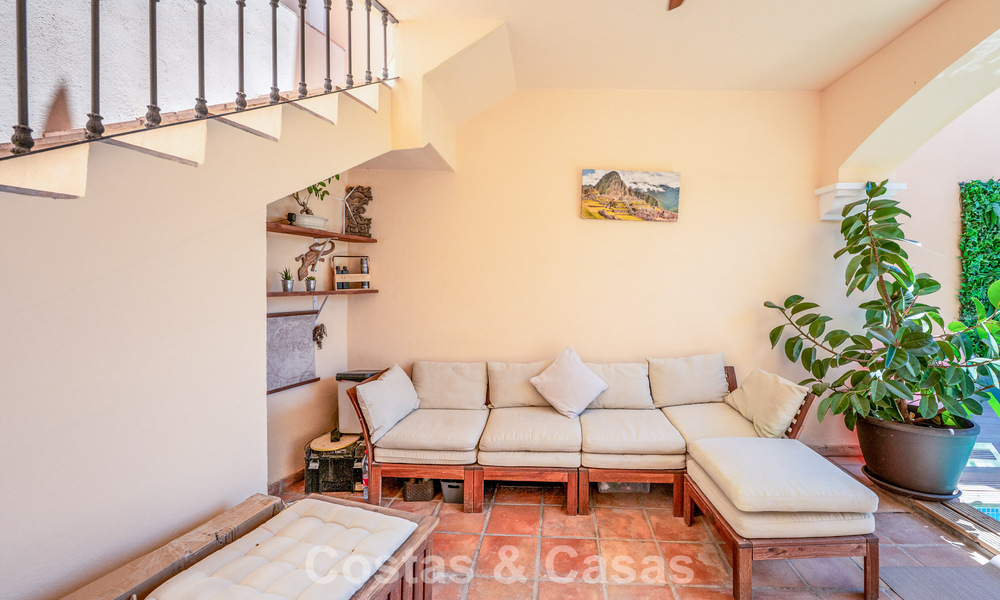 Spacious family house for sale in an exclusive gated community in sought-after Nueva Andalucía, Marbella 801097