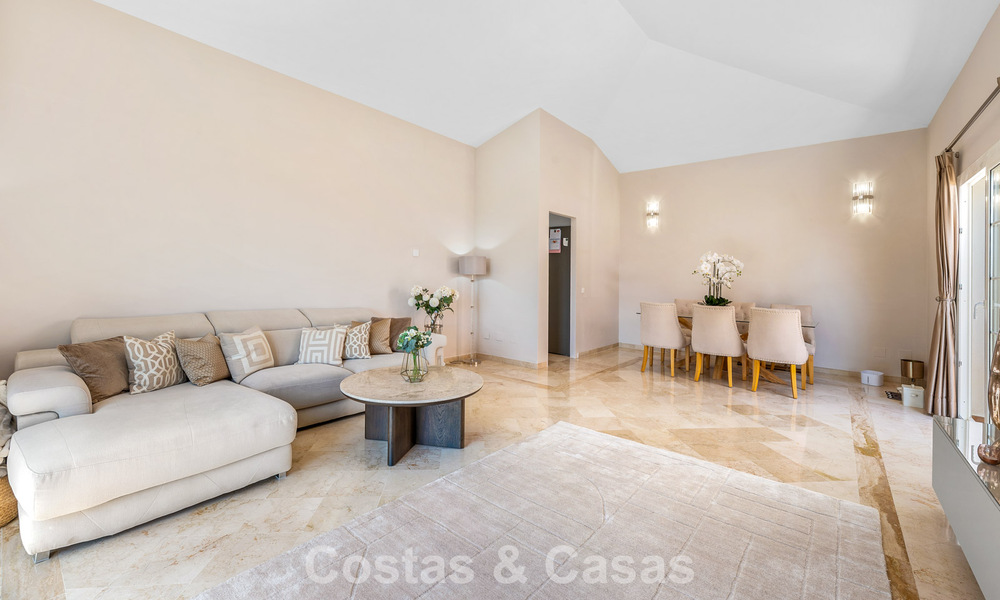 Spacious family house for sale in an exclusive gated community in sought-after Nueva Andalucía, Marbella 801109