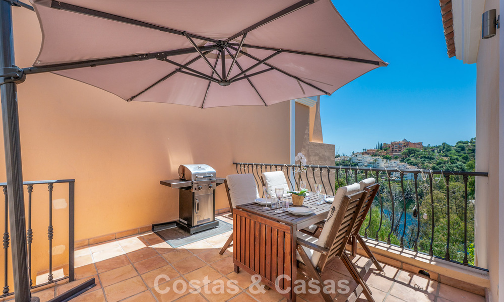 Spacious family house for sale in an exclusive gated community in sought-after Nueva Andalucía, Marbella 801112