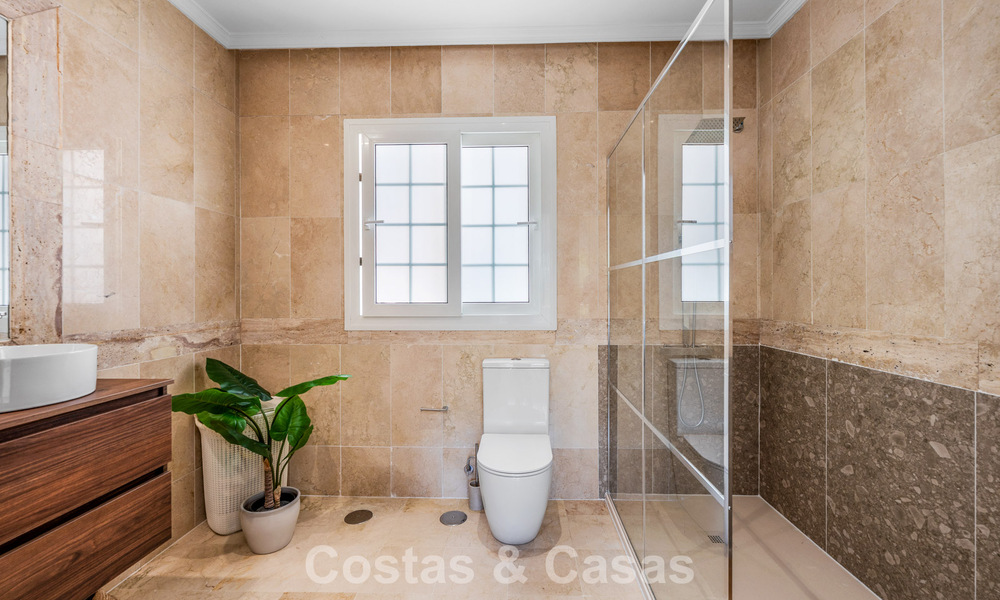 Spacious family house for sale in an exclusive gated community in sought-after Nueva Andalucía, Marbella 801120