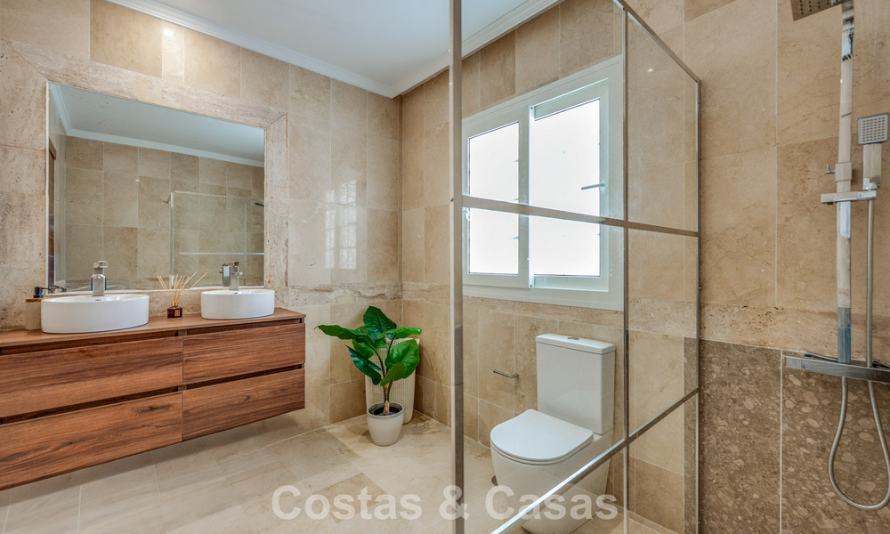 Spacious family house for sale in an exclusive gated community in sought-after Nueva Andalucía, Marbella 801121