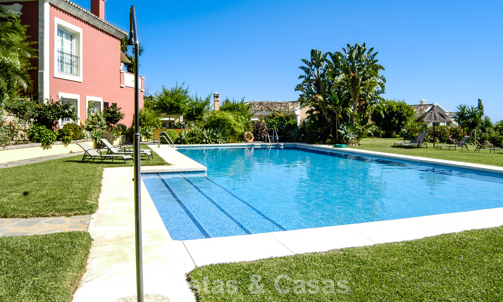 Spacious family house for sale in an exclusive gated community in sought-after Nueva Andalucía, Marbella 801641
