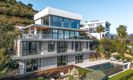 Impressive luxury villa with modern minimalist architecture for sale in the hills of East Marbella 801127
