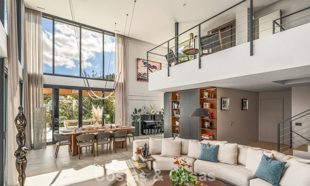 Impressive luxury villa with modern minimalist architecture for sale in the hills of East Marbella 801147