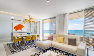 Exclusive penthouse with stunning open sea views for sale on the beachfront in Estepona 801260 