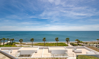 Exclusive penthouse with stunning open sea views for sale on the beachfront in Estepona 801268 