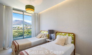 Exclusive penthouse with stunning open sea views for sale on the beachfront in Estepona 801273 