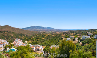 Contemporary luxury villa with sleek modern architecture and breathtaking views for sale in East Marbella 801164 
