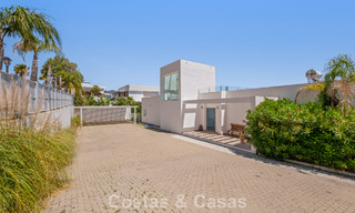 Contemporary luxury villa with sleek modern architecture and breathtaking views for sale in East Marbella 801165 