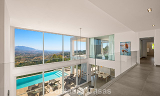 Contemporary luxury villa with sleek modern architecture and breathtaking views for sale in East Marbella 801181 