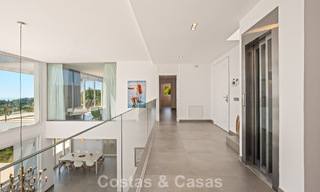 Contemporary luxury villa with sleek modern architecture and breathtaking views for sale in East Marbella 801182 