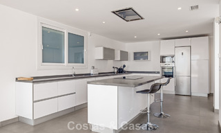 Contemporary luxury villa with sleek modern architecture and breathtaking views for sale in East Marbella 801195 
