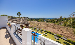 Stunning 3-bedroom penthouse for sale with spacious roof terrace in a golf setting in Marbella - Benahavís 801341 
