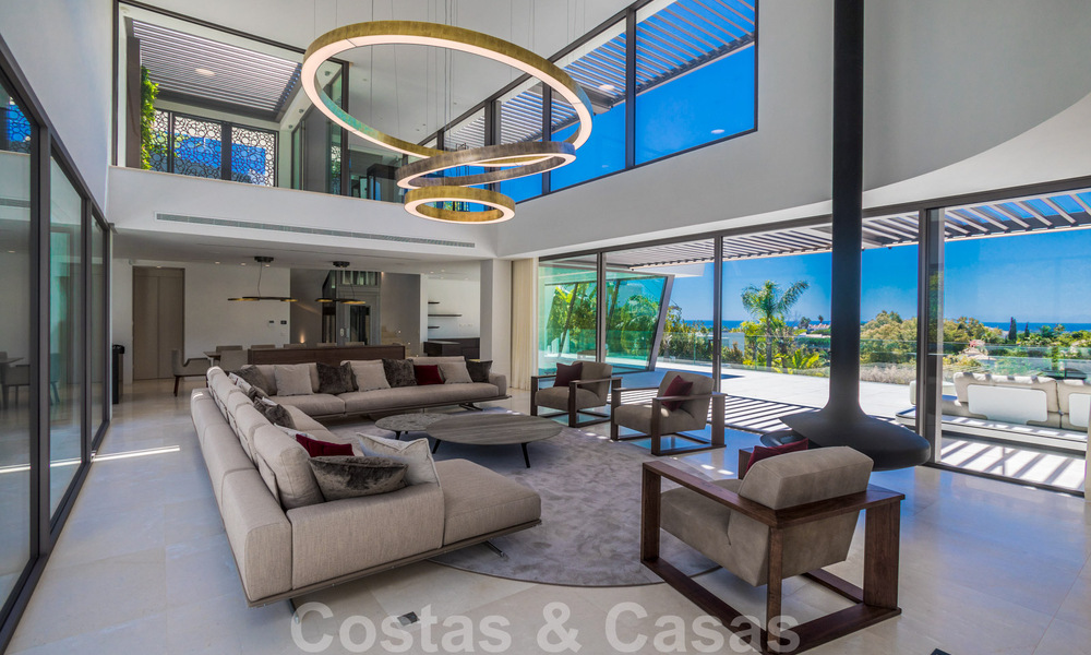 Move-in ready luxury modern villa for sale with stunning views in La Quinta, a golf community in Marbella - Benahavís 801026