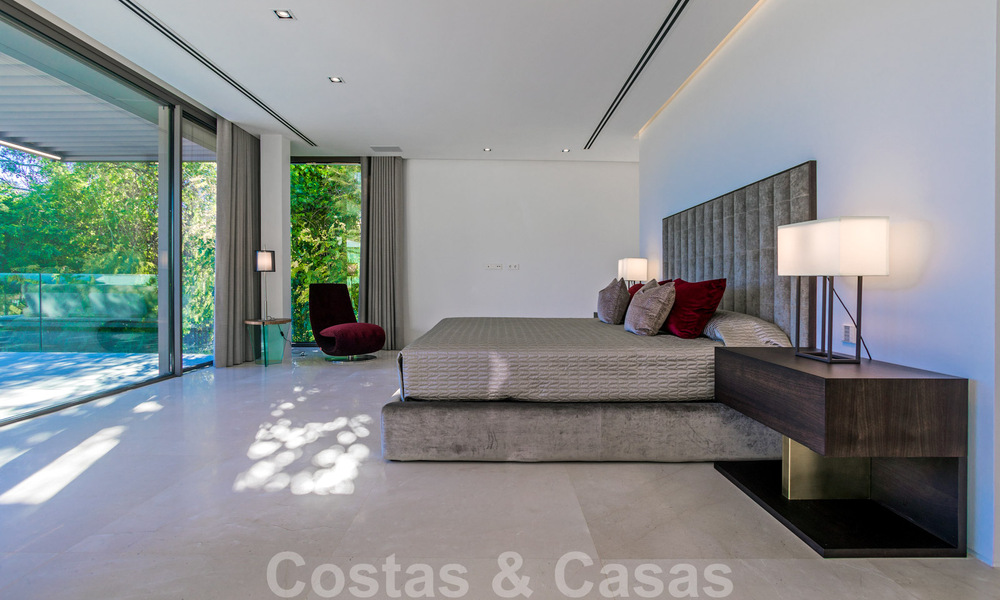 Move-in ready luxury modern villa for sale with stunning views in La Quinta, a golf community in Marbella - Benahavís 801054