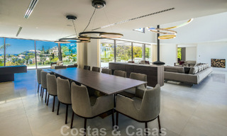 Move-in ready luxury modern villa for sale with stunning views in La Quinta, a golf community in Marbella - Benahavís 801060 