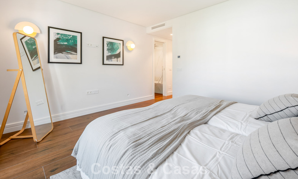 Spacious luxury apartment for sale in a prestigious complex on Marbella’s Golden Mile 801374