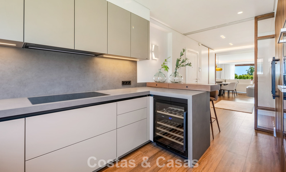Spacious luxury apartment for sale in a prestigious complex on Marbella’s Golden Mile 801386