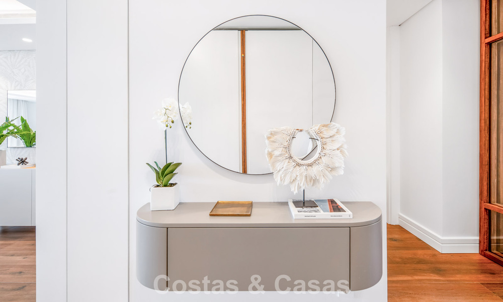 Spacious luxury apartment for sale in a prestigious complex on Marbella’s Golden Mile 801389
