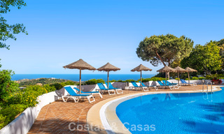 Spacious apartment with huge private garden and stunning views for sale East of Marbella 801421 