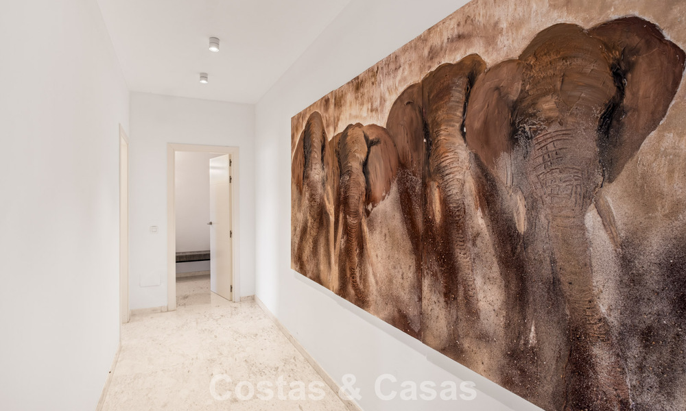 Spacious apartment with huge private garden and stunning views for sale East of Marbella 801433