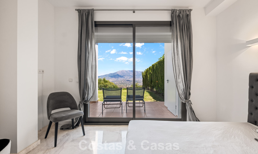 Spacious apartment with huge private garden and stunning views for sale East of Marbella 801443