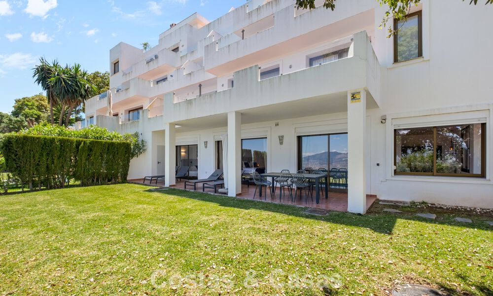 Spacious apartment with huge private garden and stunning views for sale East of Marbella 801452