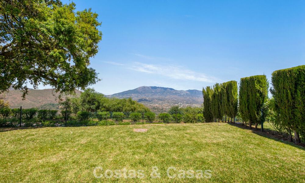 Spacious apartment with huge private garden and stunning views for sale East of Marbella 801455