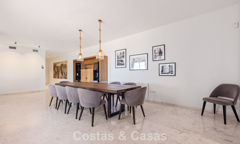 Spacious apartment with huge private garden and stunning views for sale East of Marbella 801456