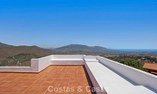 Spacious, modern penthouse with panoramic views for sale East of Marbella 801489 