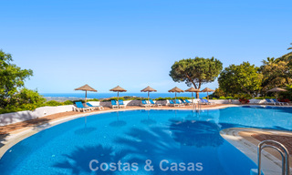 Spacious, modern penthouse with panoramic views for sale East of Marbella 801494 
