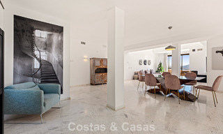 Spacious, modern penthouse with panoramic views for sale East of Marbella 801499 