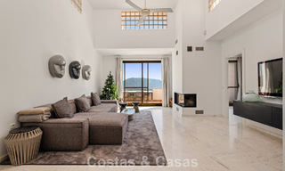 Spacious, modern penthouse with panoramic views for sale East of Marbella 801508 